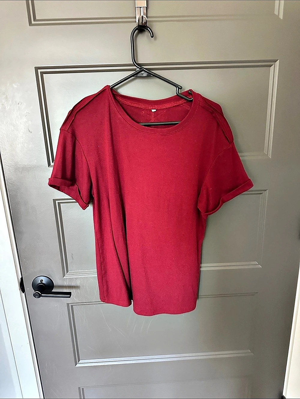 Short Sleeve Tee in Red Like New